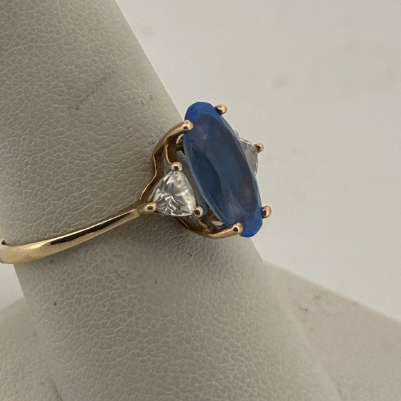 396545 10k Yg Spinel And Cz Ring - Picture 6 of 6